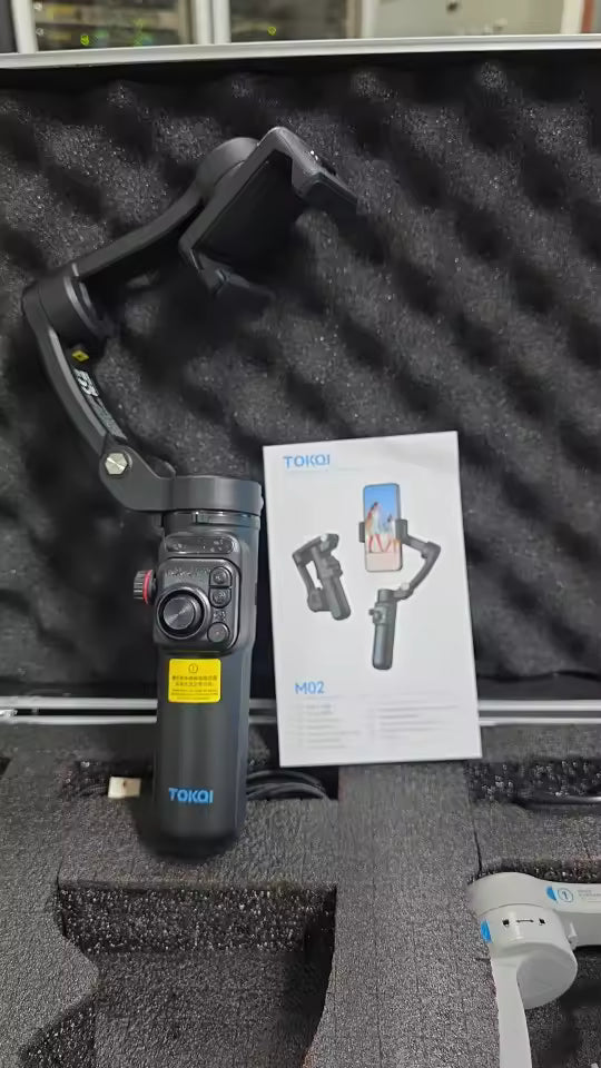 Works great for TikTok and Instagram Reels, a bit heavier than expected but still comfortable.